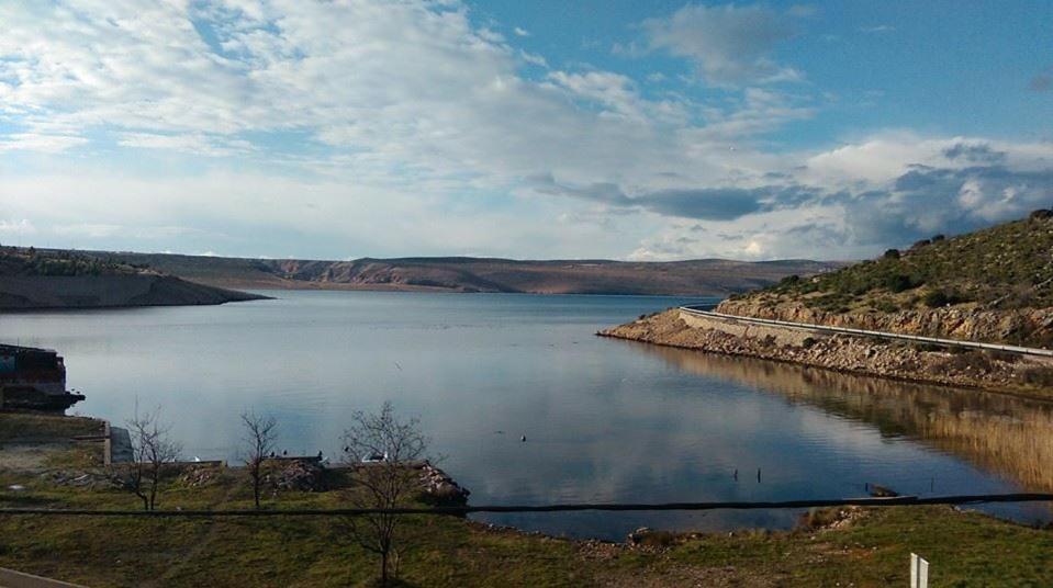 Apartman Larus Starigrad Paklenica Buitenkant foto